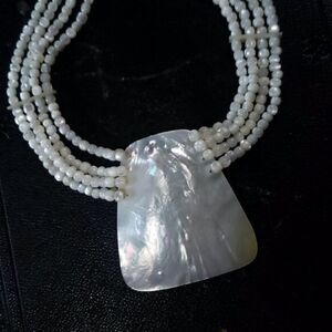 Vintage White Seashell Necklace - Iridescent Mermaid Shell & Multi Strand Beads